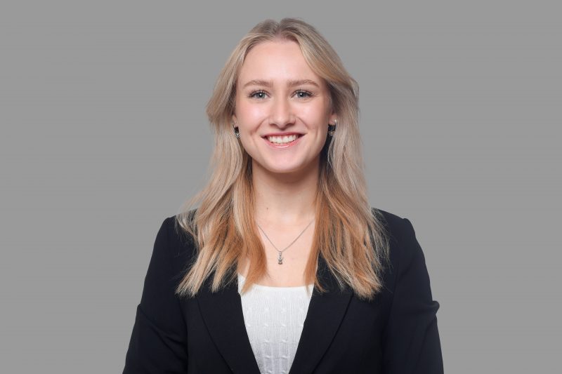 Portrait von Juliana Kreuzhagen von der Luana AG.